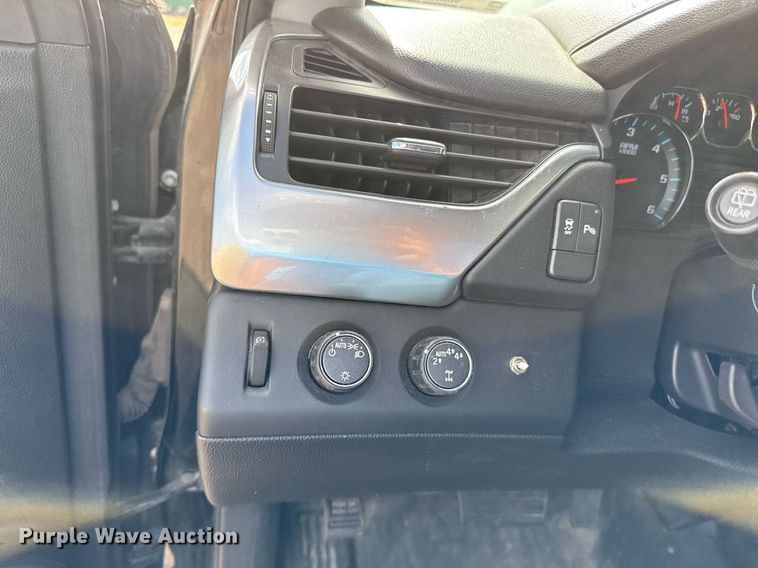 image for item DZ8556 2020 Chevrolet Tahoe Police  SUV