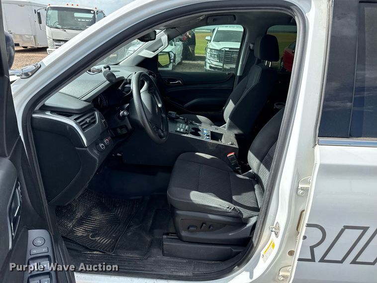 image for item DZ8557 2020 Chevrolet Tahoe Police  SUV