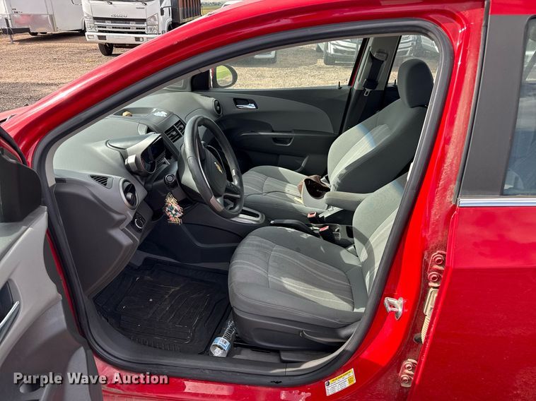 image for item DZ8558 2012 Chevrolet Sonic LT 