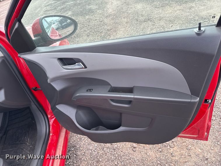 image for item DZ8558 2012 Chevrolet Sonic LT 