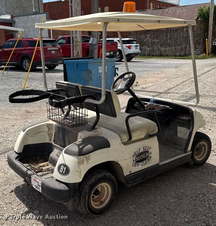 image for item DZ8565 Yamaha golf cart