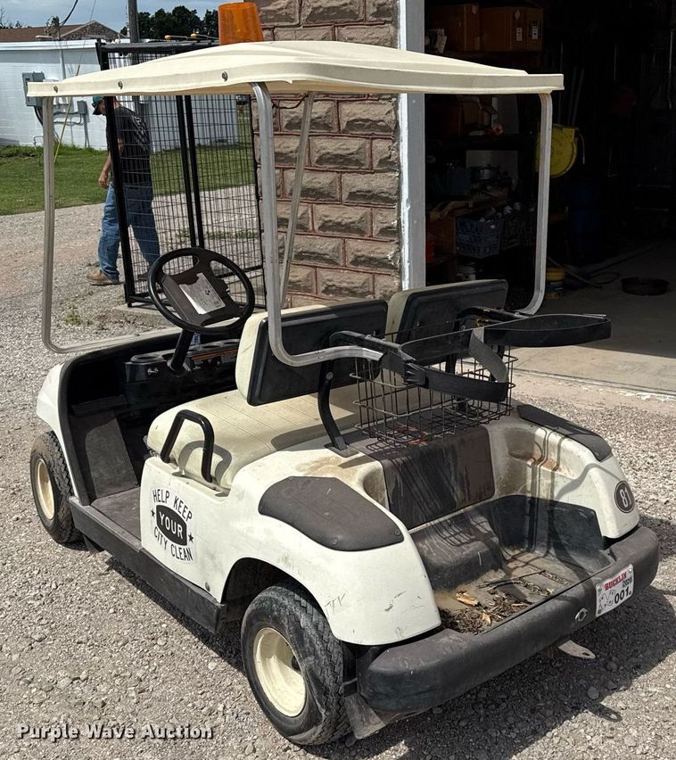 image for item DZ8565 Yamaha golf cart