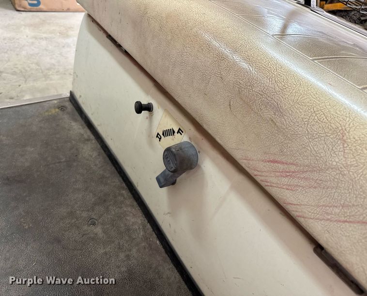 image for item DZ8565 Yamaha golf cart