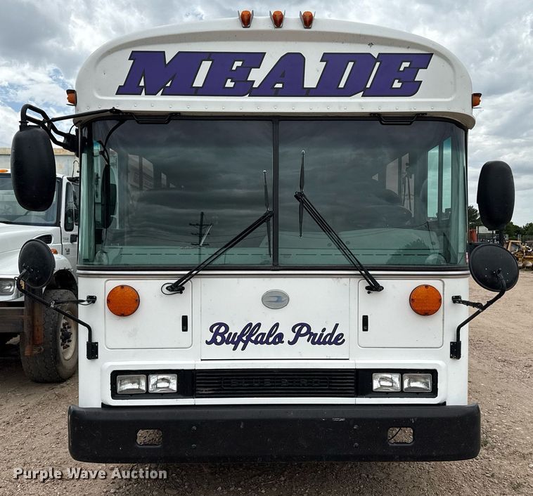 image for item DZ8566 2009 Blue Bird All American coach bus