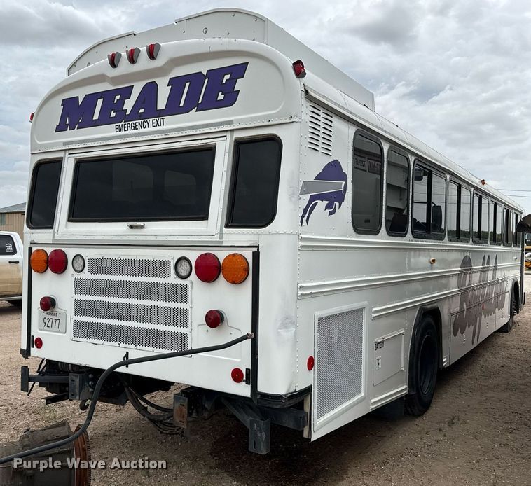 image for item DZ8566 2009 Blue Bird All American coach bus