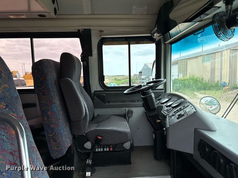 image for item DZ8566 2009 Blue Bird All American coach bus