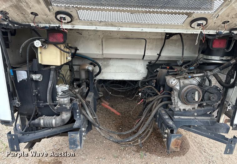 image for item DZ8566 2009 Blue Bird All American coach bus