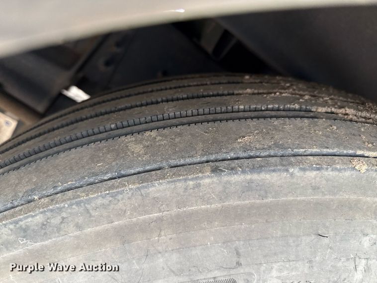 image for item DZ8566 2009 Blue Bird All American coach bus