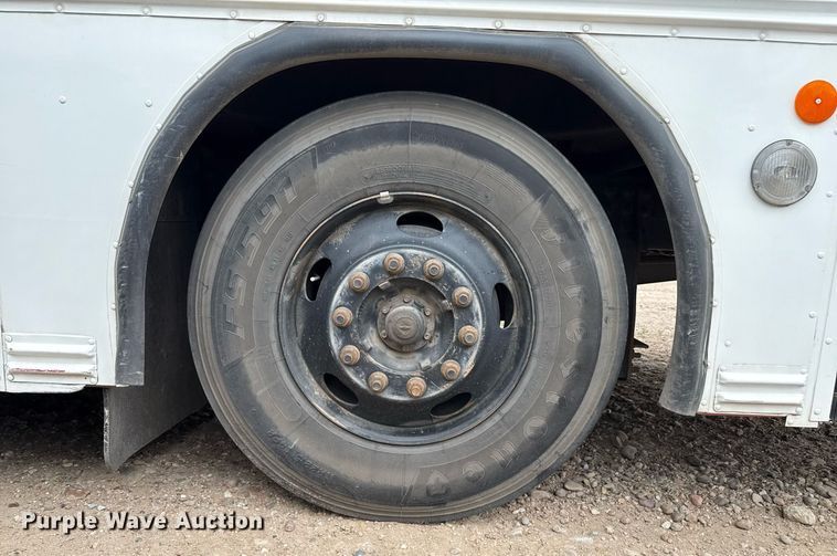 image for item DZ8566 2009 Blue Bird All American coach bus