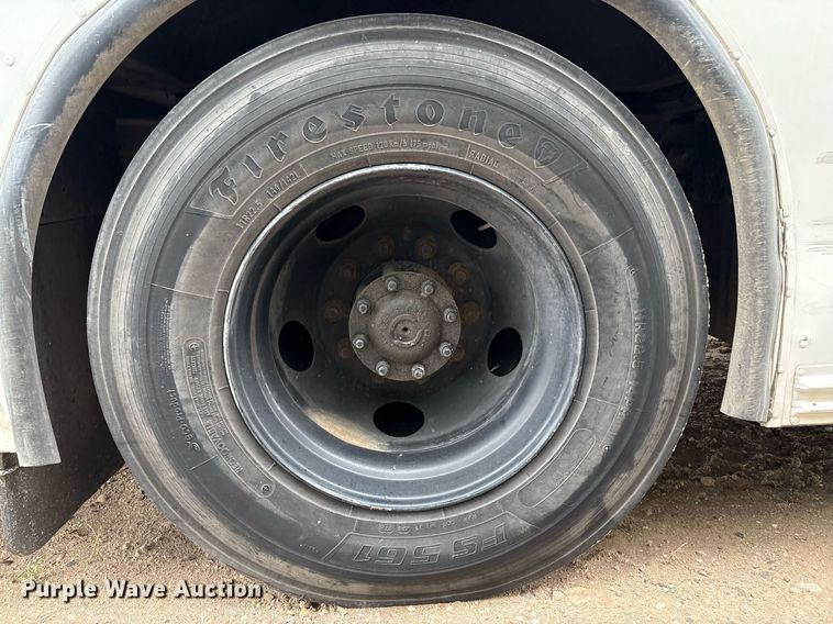 image for item DZ8566 2009 Blue Bird All American coach bus