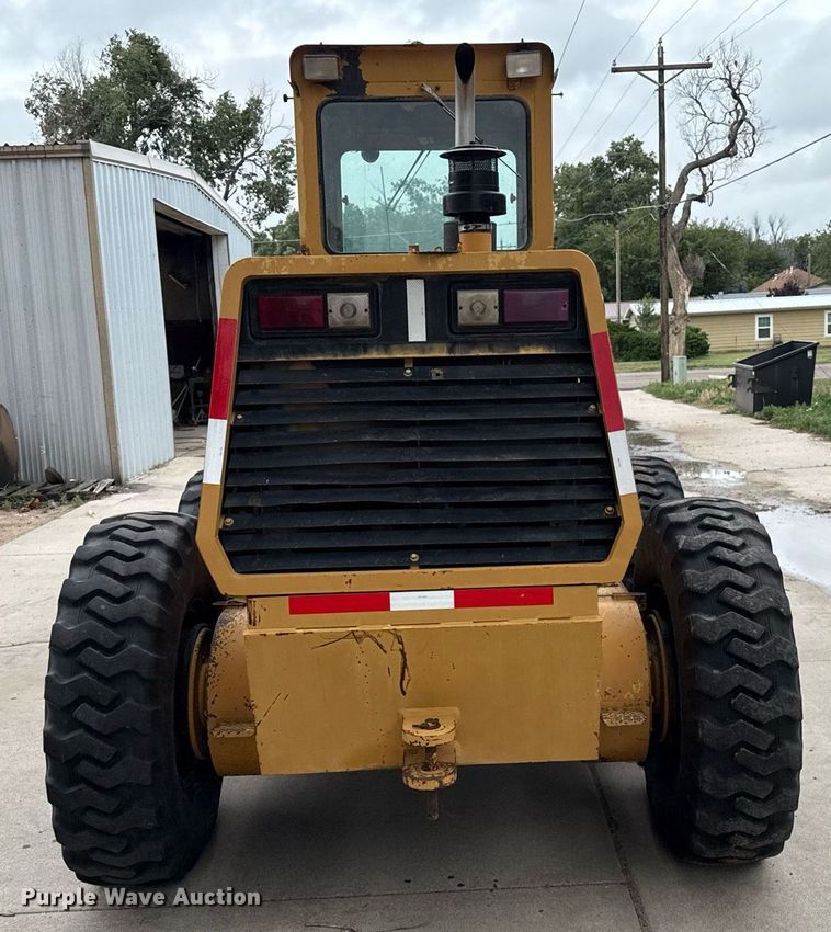 image for item DZ8572 1984 Galion A500 motor grader