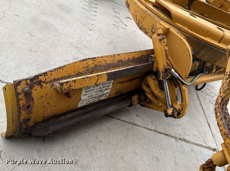 image for item DZ8572 1984 Galion A500 motor grader