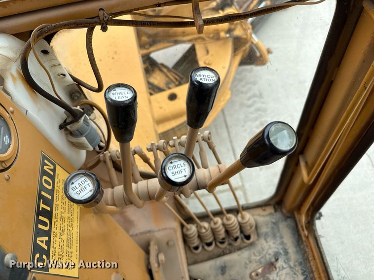 image for item DZ8572 1984 Galion A500 motor grader