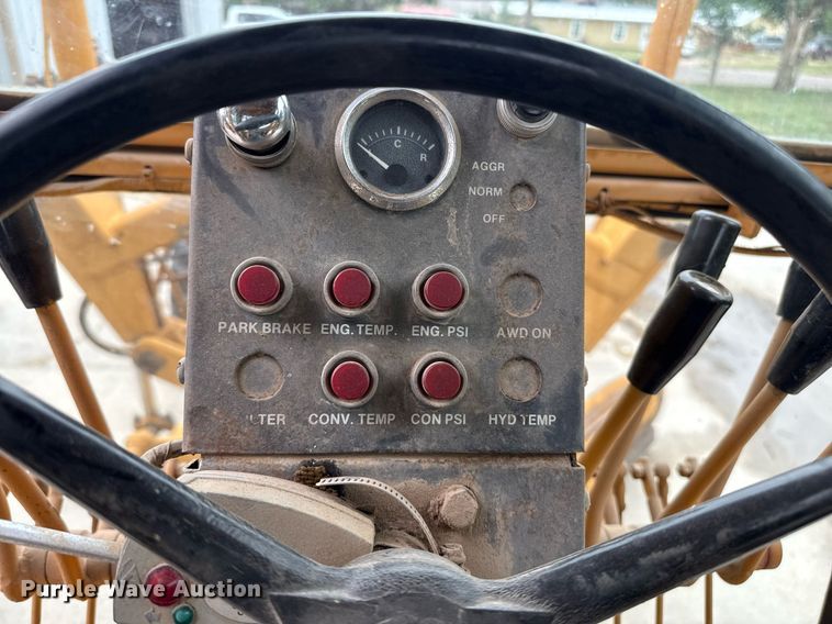 image for item DZ8572 1984 Galion A500 motor grader