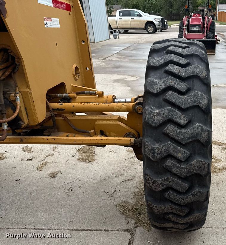 image for item DZ8572 1984 Galion A500 motor grader