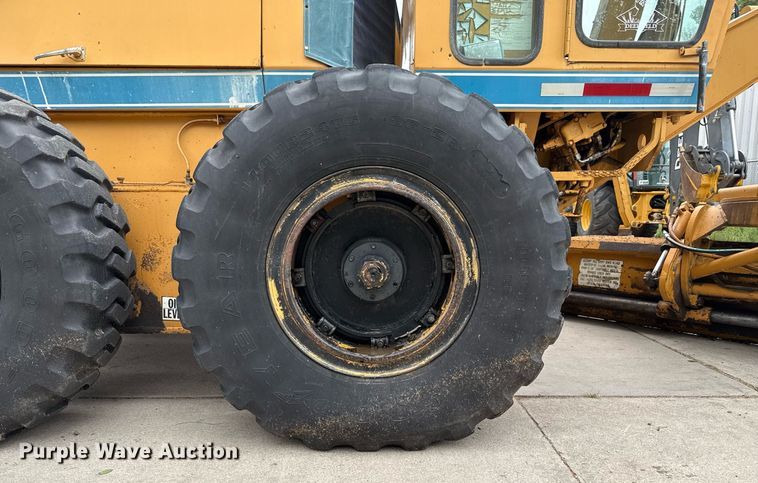 image for item DZ8572 1984 Galion A500 motor grader