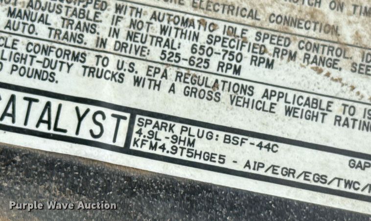 image for item DZ8573 1989 Ford F150 flatbed pickup truck