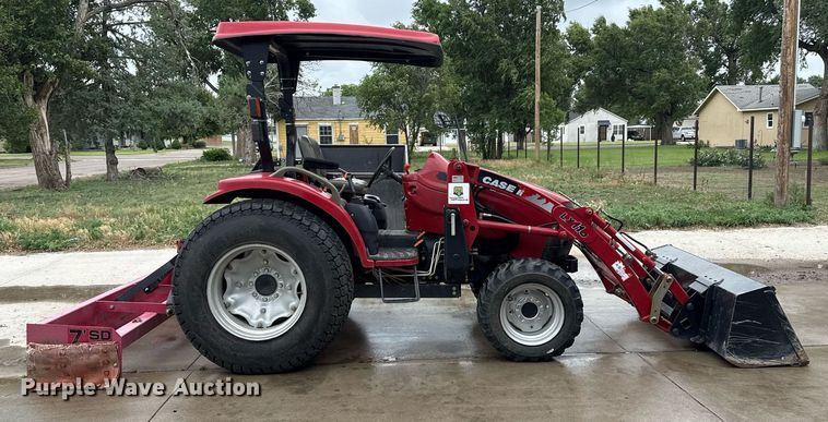 image for item DZ8577 2006 Case IH DX45 MFWD tractor