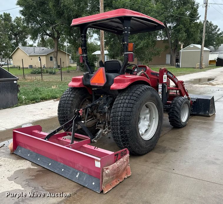 image for item DZ8577 2006 Case IH DX45 MFWD tractor