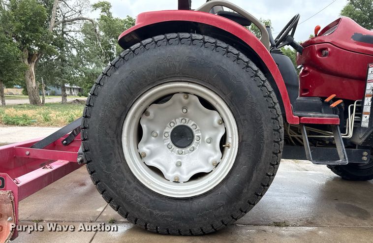 image for item DZ8577 2006 Case IH DX45 MFWD tractor