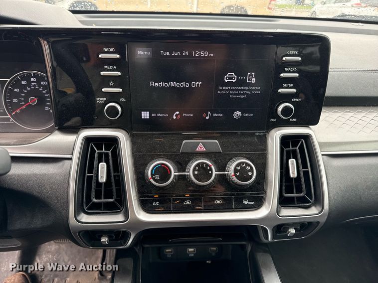 image for item DZ8578 2022 Kia Sorento SUV