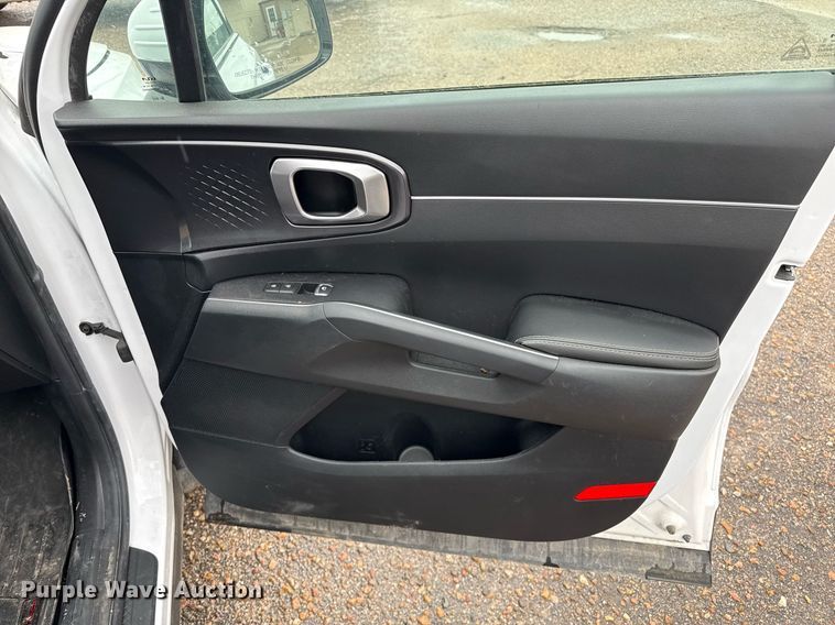 image for item DZ8578 2022 Kia Sorento SUV