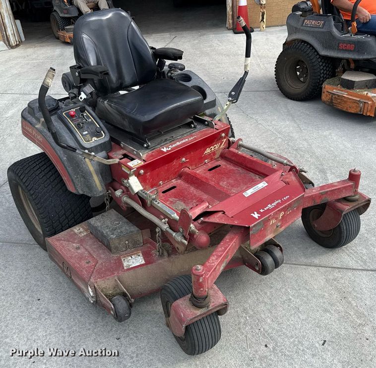 image for item DZ8590 2011 Land Pride ZT60i ZTR lawn mower