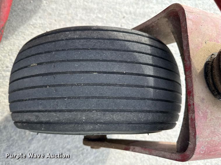 image for item DZ8590 2011 Land Pride ZT60i ZTR lawn mower