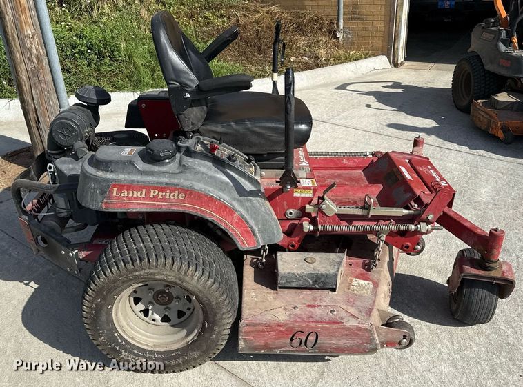 image for item DZ8593 Land Pride ZT60i ZTR lawn mower