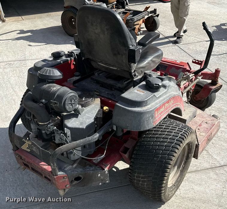 image for item DZ8593 Land Pride ZT60i ZTR lawn mower
