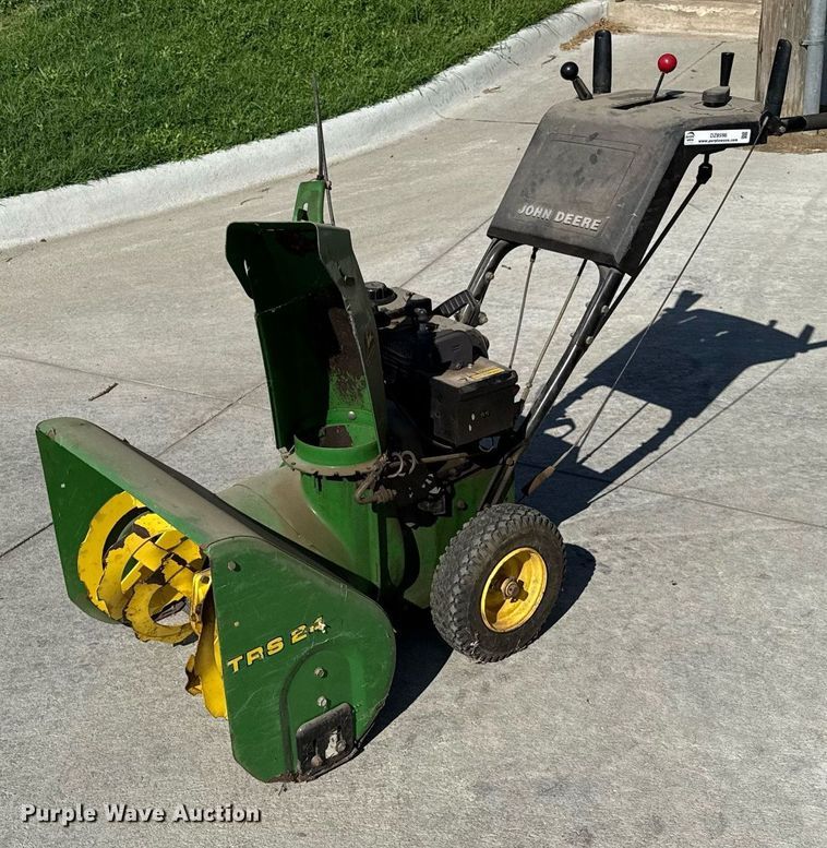 image for item DZ8596 (2) John Deere TRS 24 snow blowers