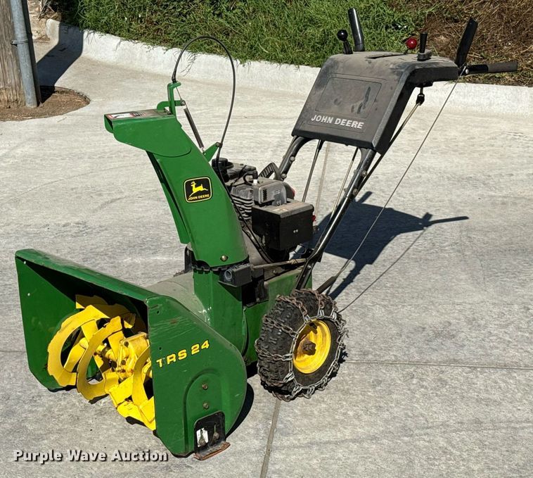 image for item DZ8596 (2) John Deere TRS 24 snow blowers