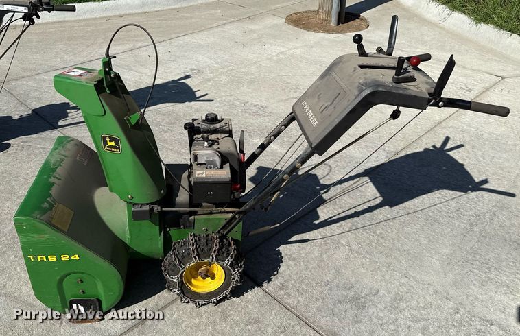 image for item DZ8596 (2) John Deere TRS 24 snow blowers