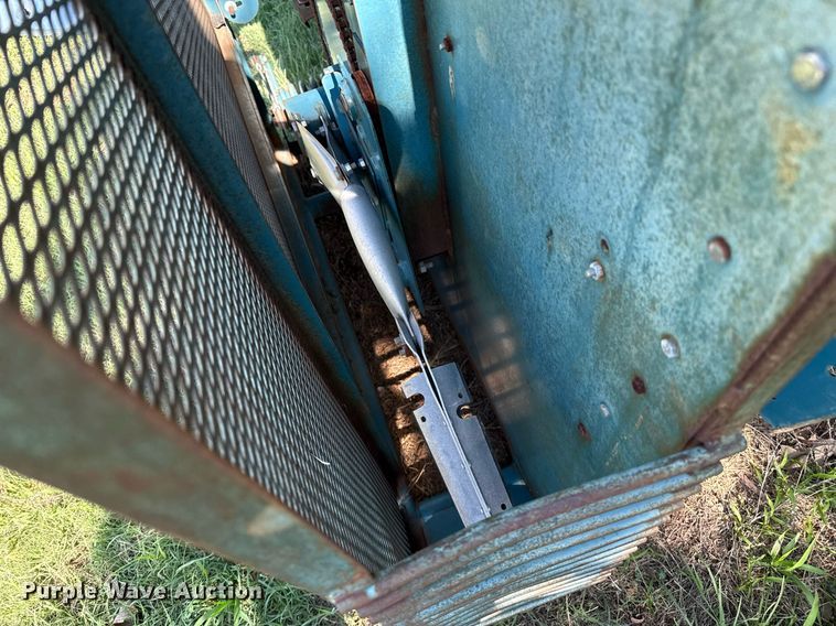 image for item DZ8598 (2) Master Pitching Machine Inc. pitching machines