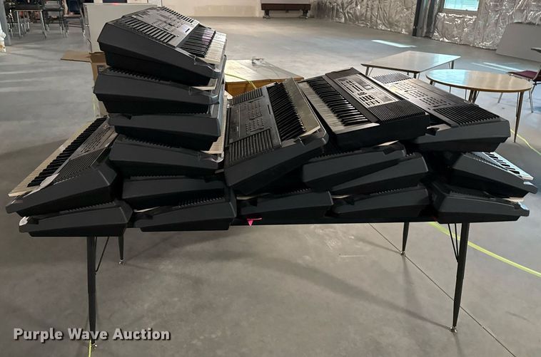 image for item DZ8600 (44) Yamaha keyboards