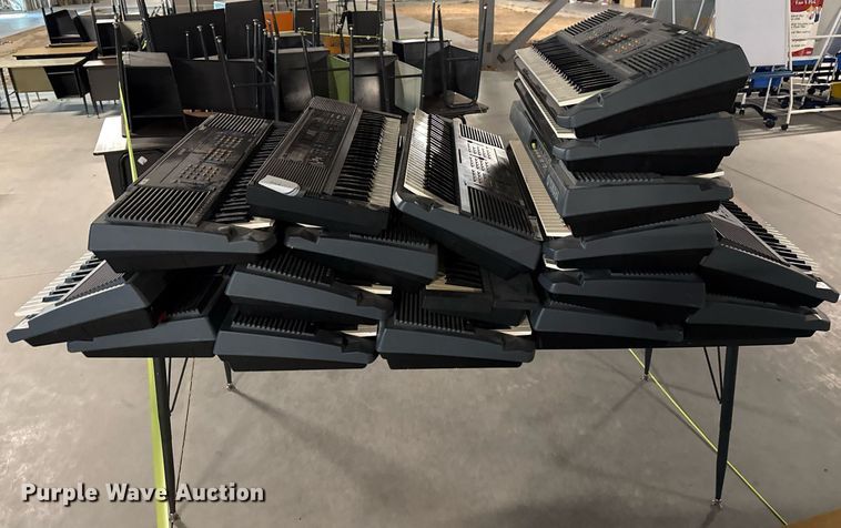 image for item DZ8600 (44) Yamaha keyboards