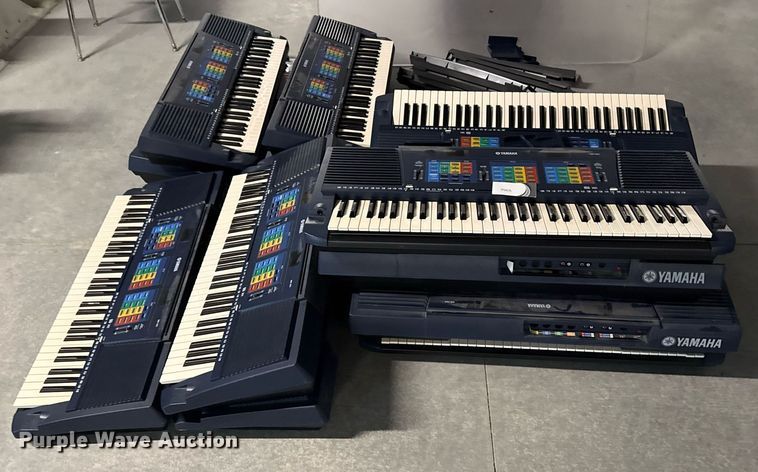 image for item DZ8600 (44) Yamaha keyboards