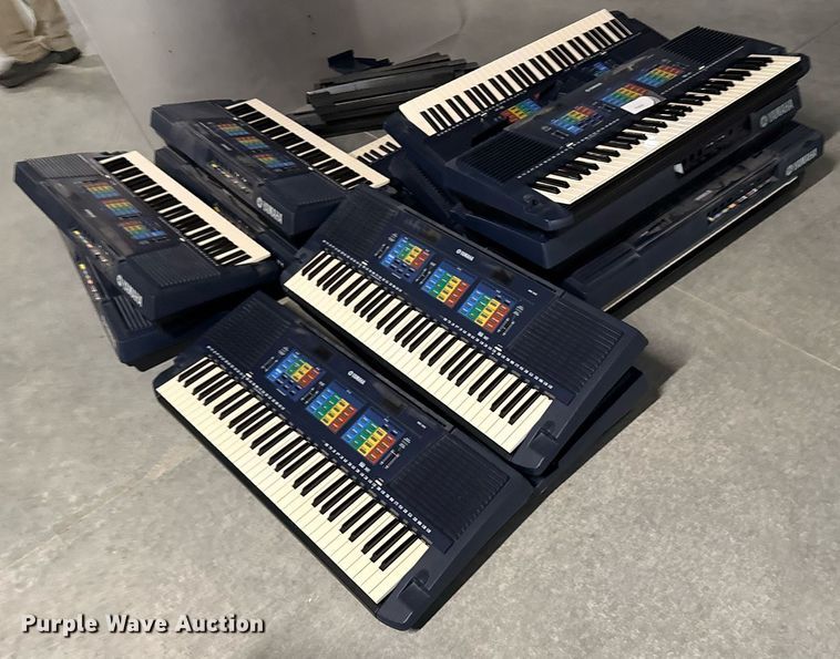 image for item DZ8600 (44) Yamaha keyboards