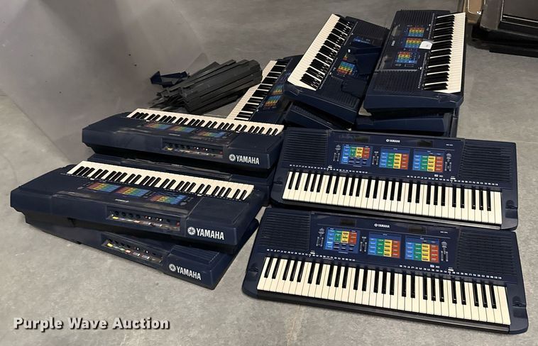 image for item DZ8600 (44) Yamaha keyboards