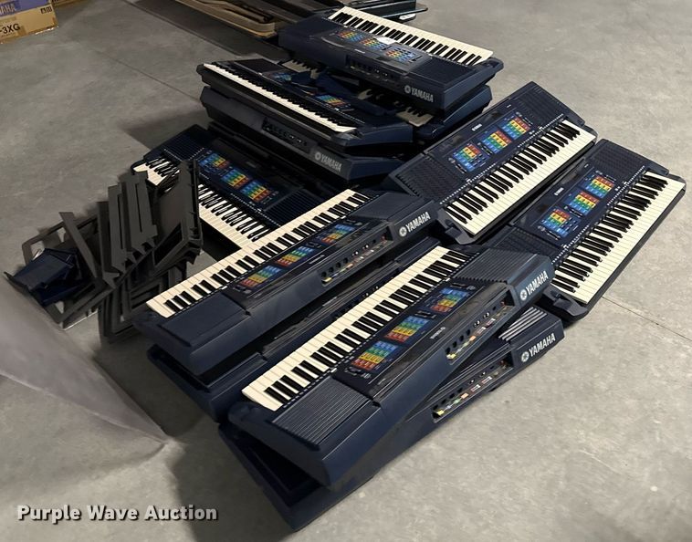 image for item DZ8600 (44) Yamaha keyboards