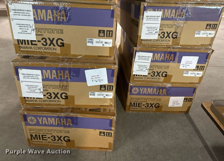 image for item DZ8600 (44) Yamaha keyboards