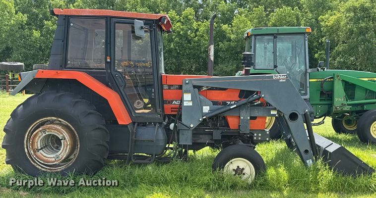 image for item DZ8611 1991 Agco Allis 7600 tractor