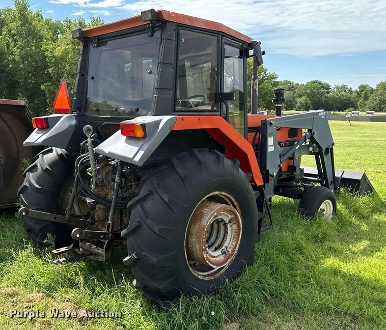 image for item DZ8611 1991 Agco Allis 7600 tractor