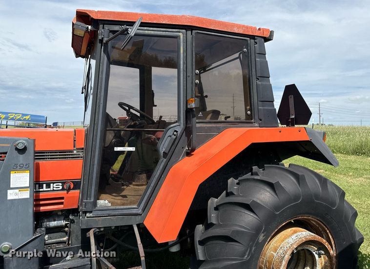 image for item DZ8611 1991 Agco Allis 7600 tractor