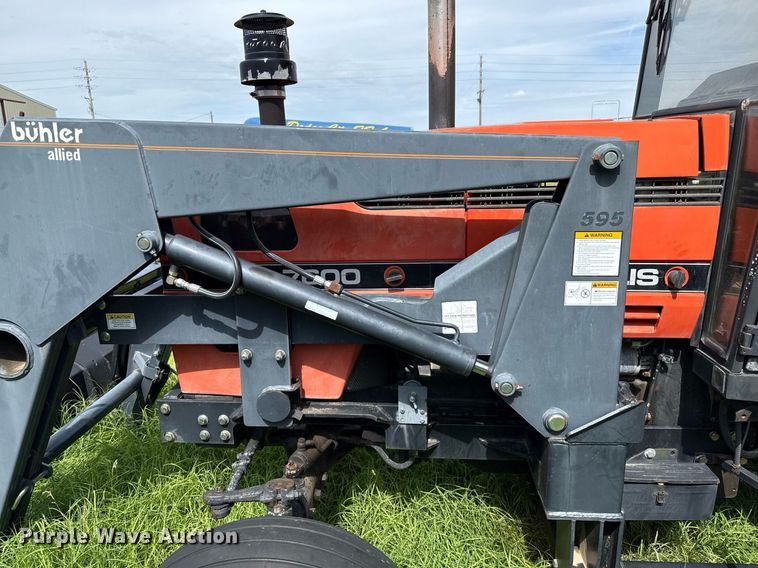 image for item DZ8611 1991 Agco Allis 7600 tractor