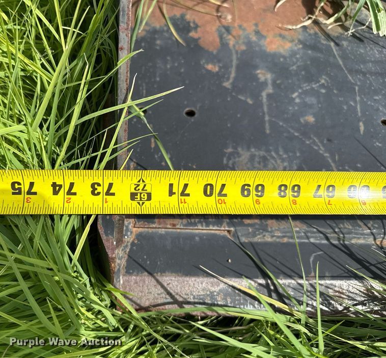 image for item DZ8611 1991 Agco Allis 7600 tractor