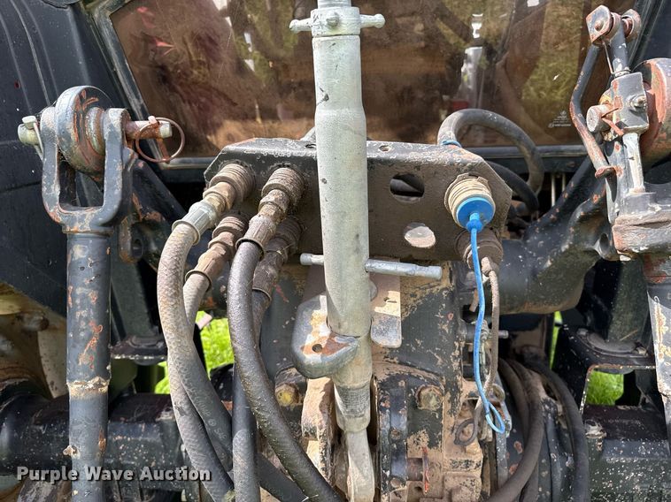 image for item DZ8611 1991 Agco Allis 7600 tractor