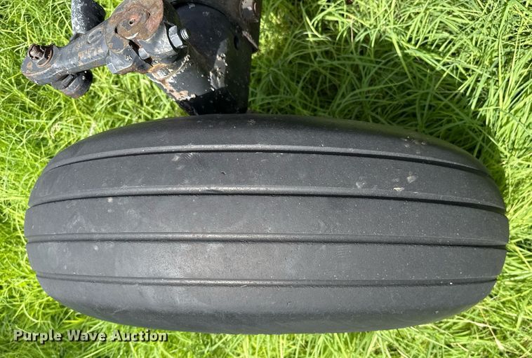 image for item DZ8611 1991 Agco Allis 7600 tractor