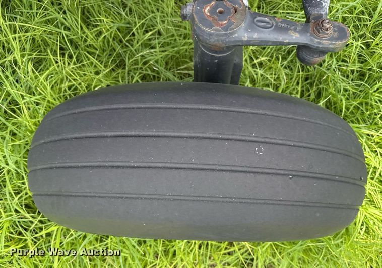 image for item DZ8611 1991 Agco Allis 7600 tractor