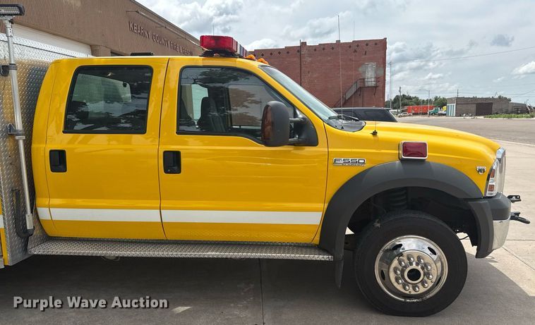 image for item DZ8614 2005 Ford F550 rescue vehicle